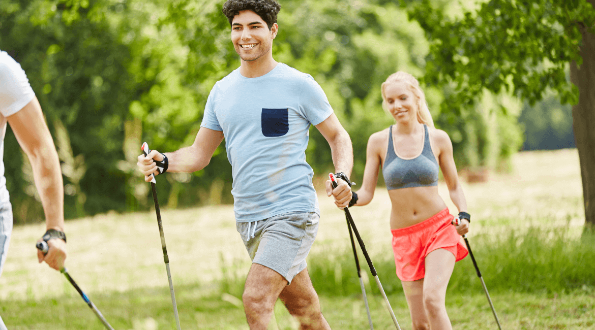 Capi e accessori perfetti per la camminata veloce