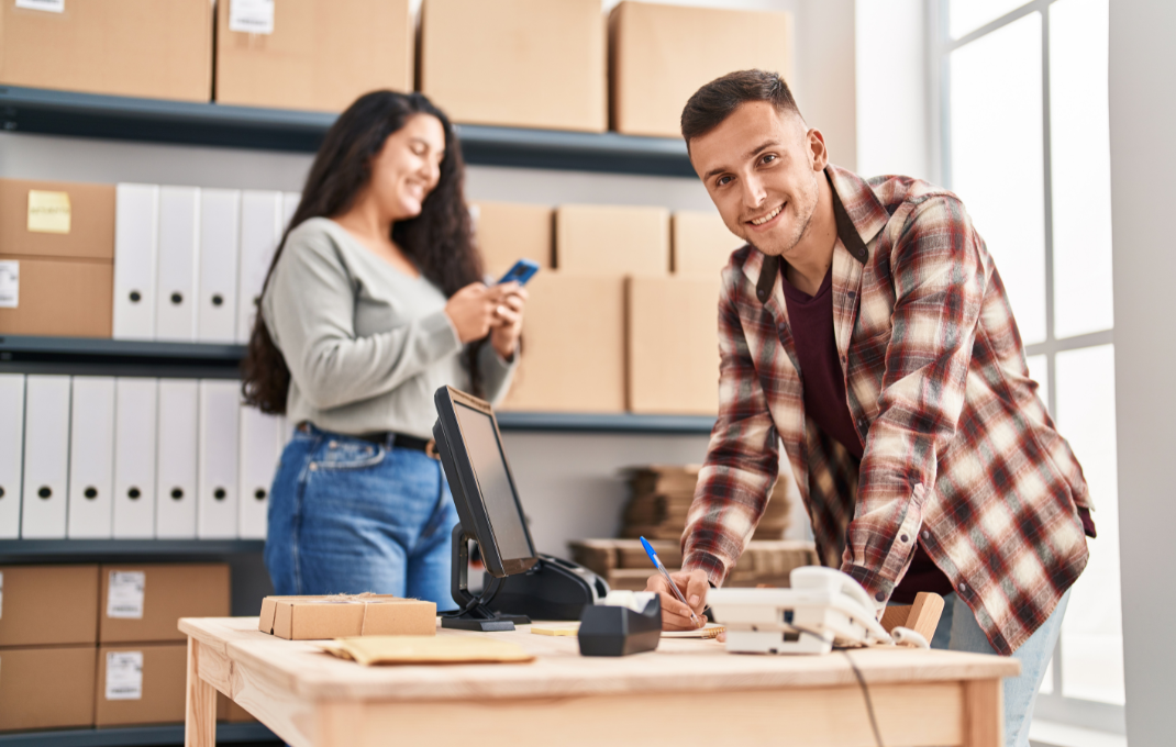 Ordinare abbigliamento lavoro in anticipo
