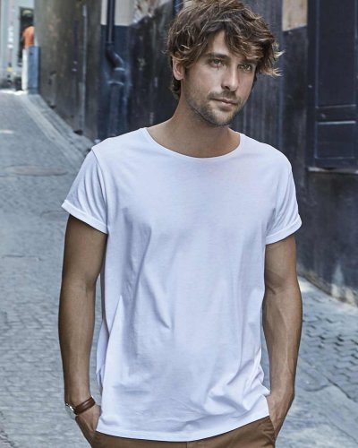 T-shirt Roll-Up