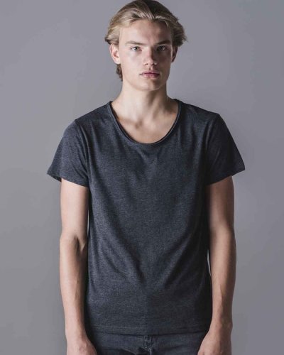 Men's Raw Scoop T