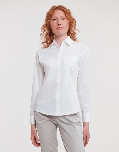 Chemise en popeline de coton classique ajustée à manches longues