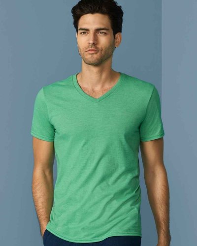 T-shirt con scollatura a V Gildan Soft Style