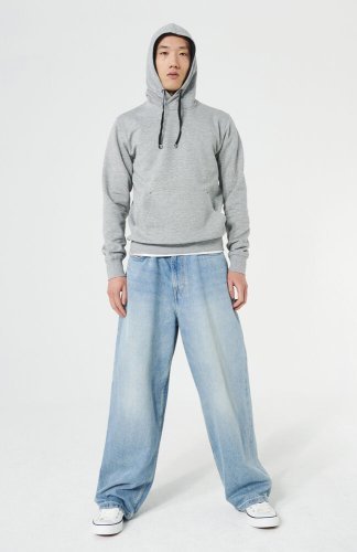 Felpa uomo  Classic Hoody nera con cappuccio e tasca frontale