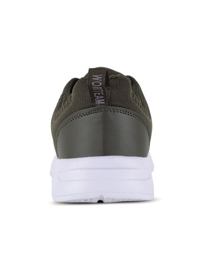 Sneakers sportive con lacci