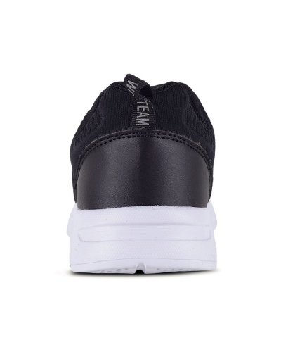 Sneakers sportive con lacci