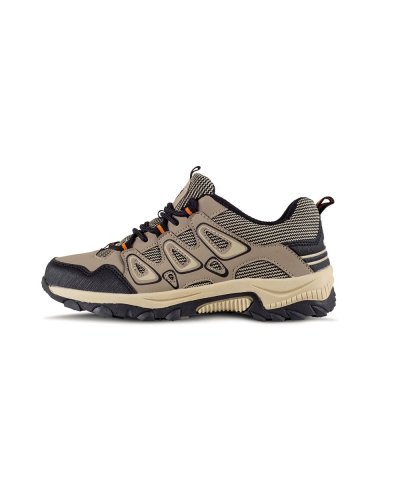 Scarpe tipo trekking con lacci