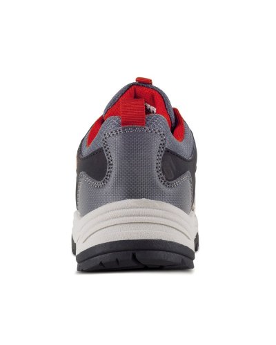 Scarpe tipo trecking con lacci