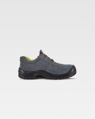 Scarpa scamosciata perforata con lacci