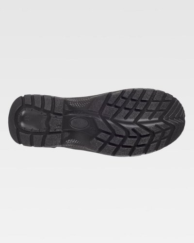Scarpa scamosciata perforata con lacci