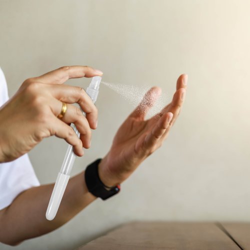 Penna a sfera in ABS con erogatore spray