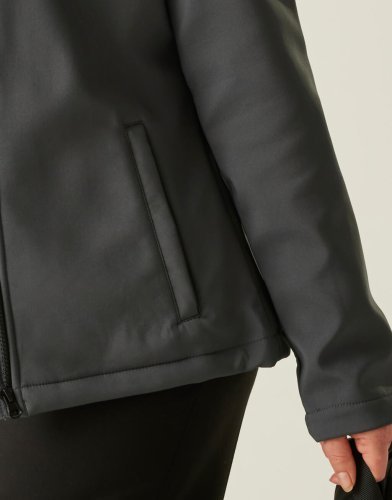 Regatta Ablaze Softshell Donna Riciclata Nera, Calda e Sagomata
