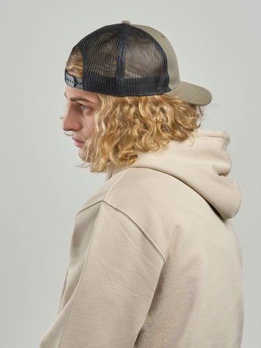 Bryce Cappellino trucker mesh slim fit in poliestere riciclato