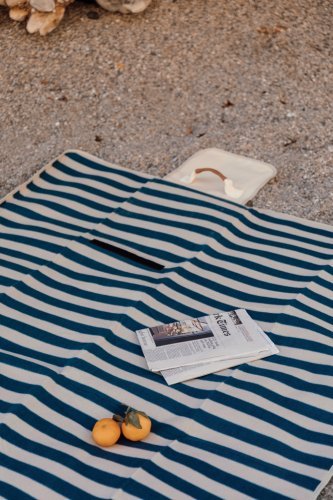 Coperta picnic grande VINGA Alba in rPET GRS