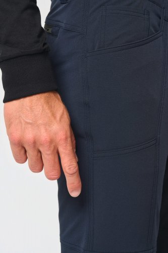 Pantaloni uomo elasticizzati riciclati