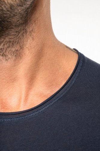 T-shirt bio maniche corte e collo con bordi a taglio vivo