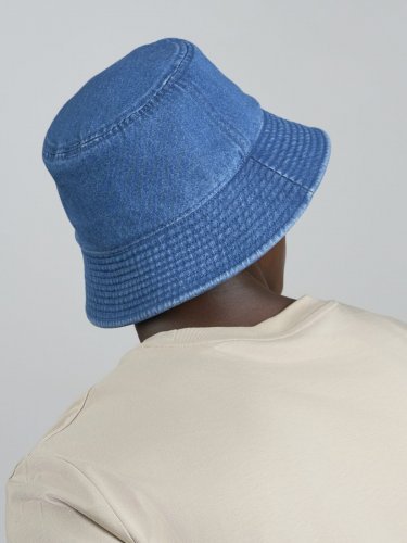 Cappellino realizzato in cotone riciclato Dana