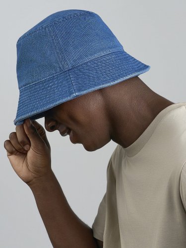 Cappellino realizzato in cotone riciclato Dana