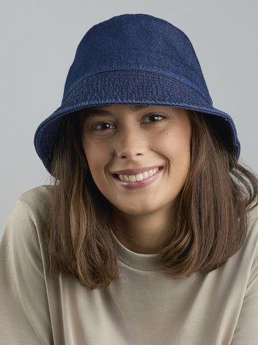 Cappellino realizzato in cotone riciclato Dana