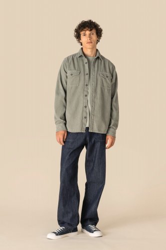 Sovracamicia uomo slavata ecosostenibile in velluto a costine