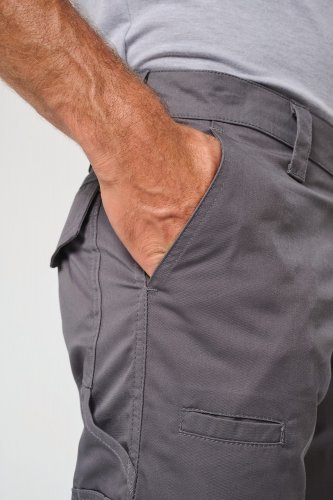 Pantaloni da lavoro multitasche