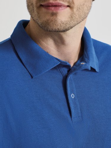 Polo à clous