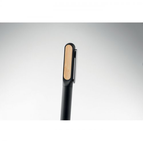 Penna a sfera a rotazione