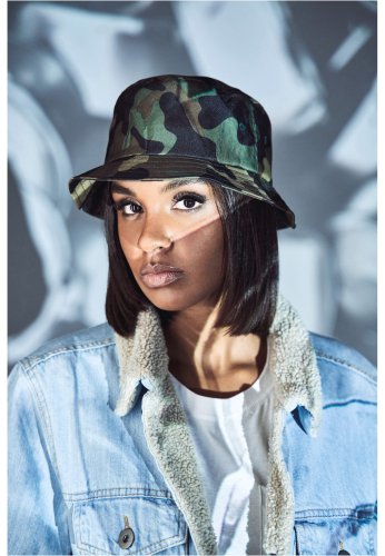 Cappello da pescatore mimetico