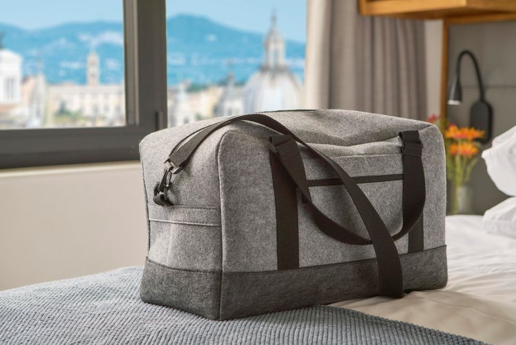 Borsa sportiva corliss | feltro riciclato | tracolla regolabile