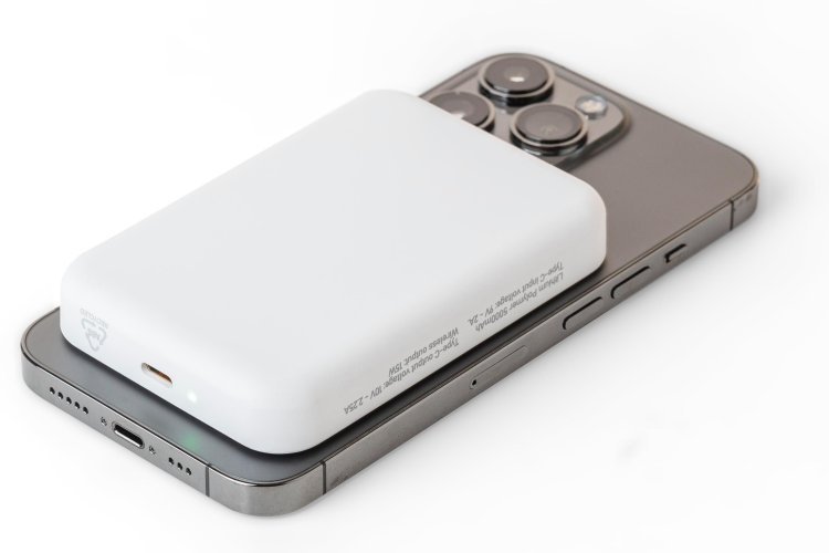 Power bank con caricatore wireless miren