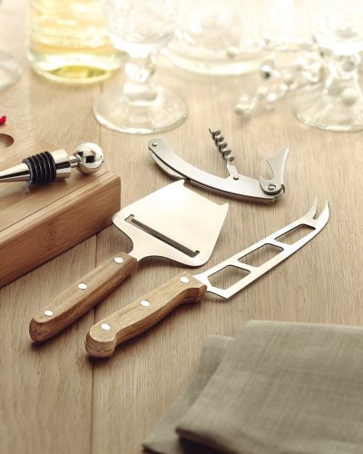 Set formaggio e vino
