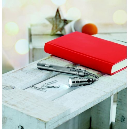 STRECH-TORCH Torcia LED Estensibile Magnetica 57cm con Batterie