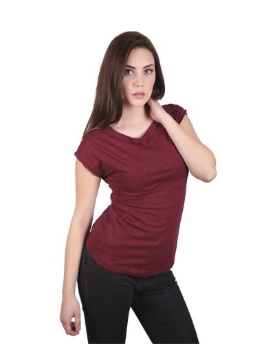 Maglia fiammata con scollatura ampia
