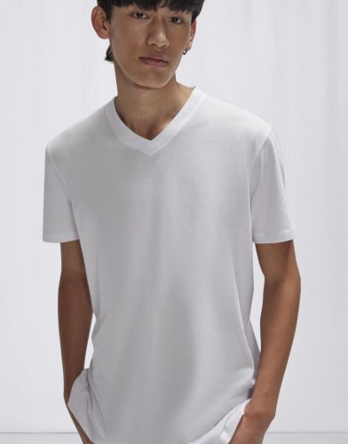 Camiseta con cuello en v #e150