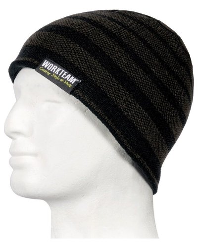 Cappello a righe combinato