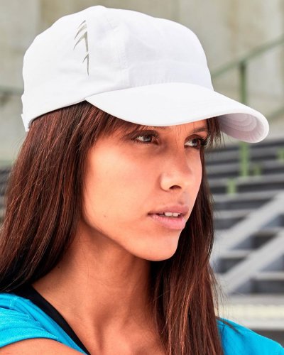Casquette de sport UV 30+ avec détails réfléchissants