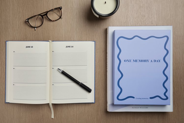 Diario VINGA One memory a day in carta riciclata GRS