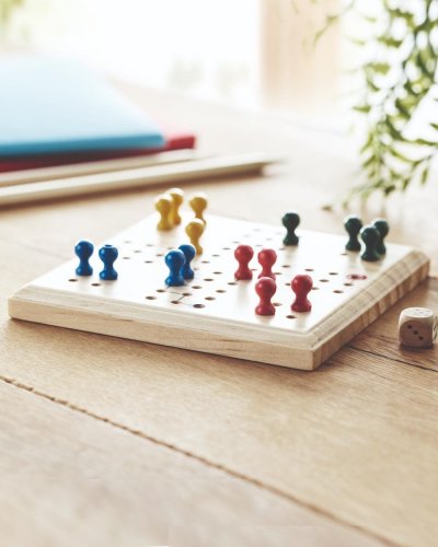 LUDO
