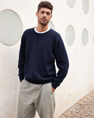 Mens' Round-Neck Pullover