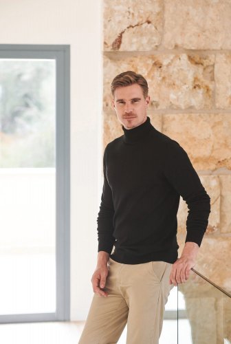 Roll-neck jumper