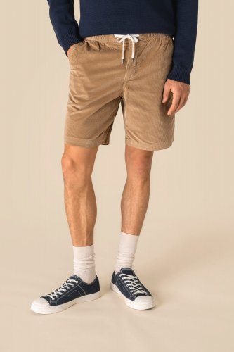 Pantalones cortos sostenibles de hombre de terciopelo acanalado