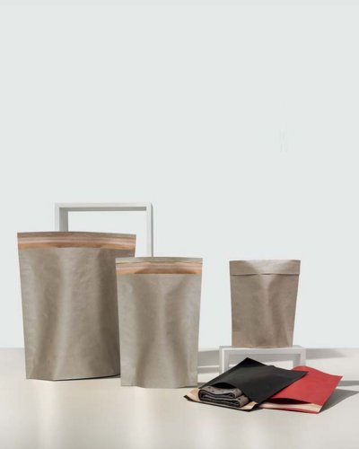 Sobre de papel kraft Avana 25x31 cm con solapa adhesiva -