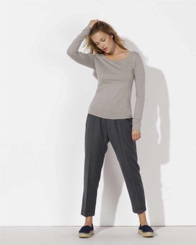 T-shirt con ampio scollo rotondo a maniche lunghe
