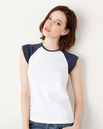 T-shirt da bambina con collo e maniche ad aletta in contrasto