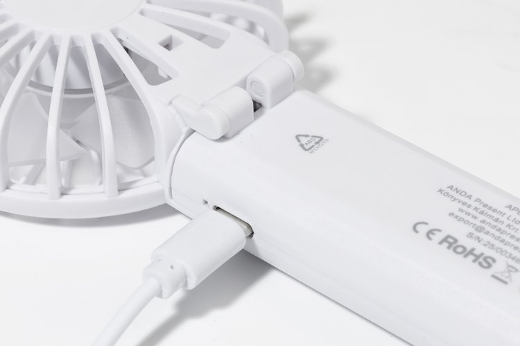 Ventilatore portatile ricaricabile in rabs chilly