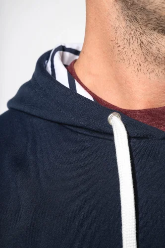 Felpa unisex con cappuccio a contrasto con motivi