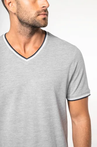 T-shirt piqué uomo scollo a v