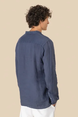 Camicia uomo con collo alla coreana slavata in lino