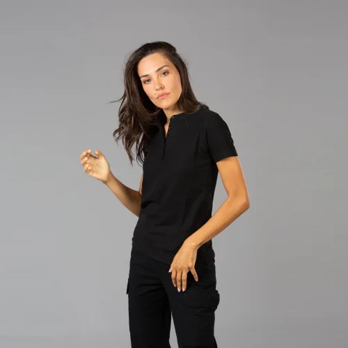 Polo kuwait lady