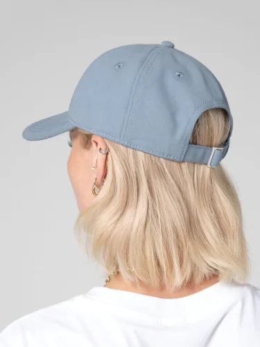 Cappellino leggero con corona morbida