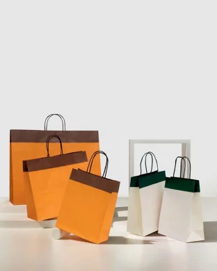 Shopper Duetto bordo rosso 35cm carta kraft bianca | Maniglia twist